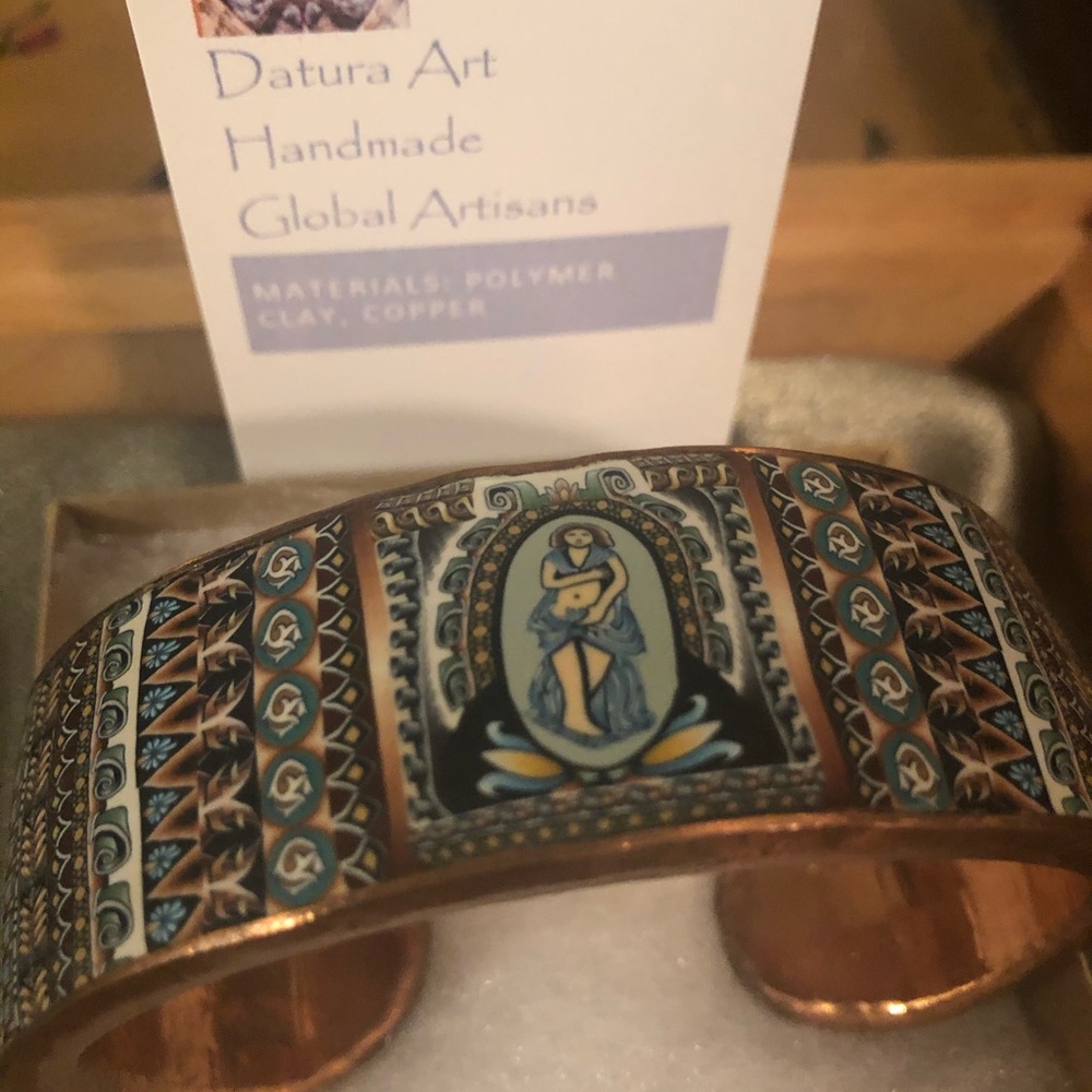 Venus Copper Cuff 2 - Picture 6 of 9